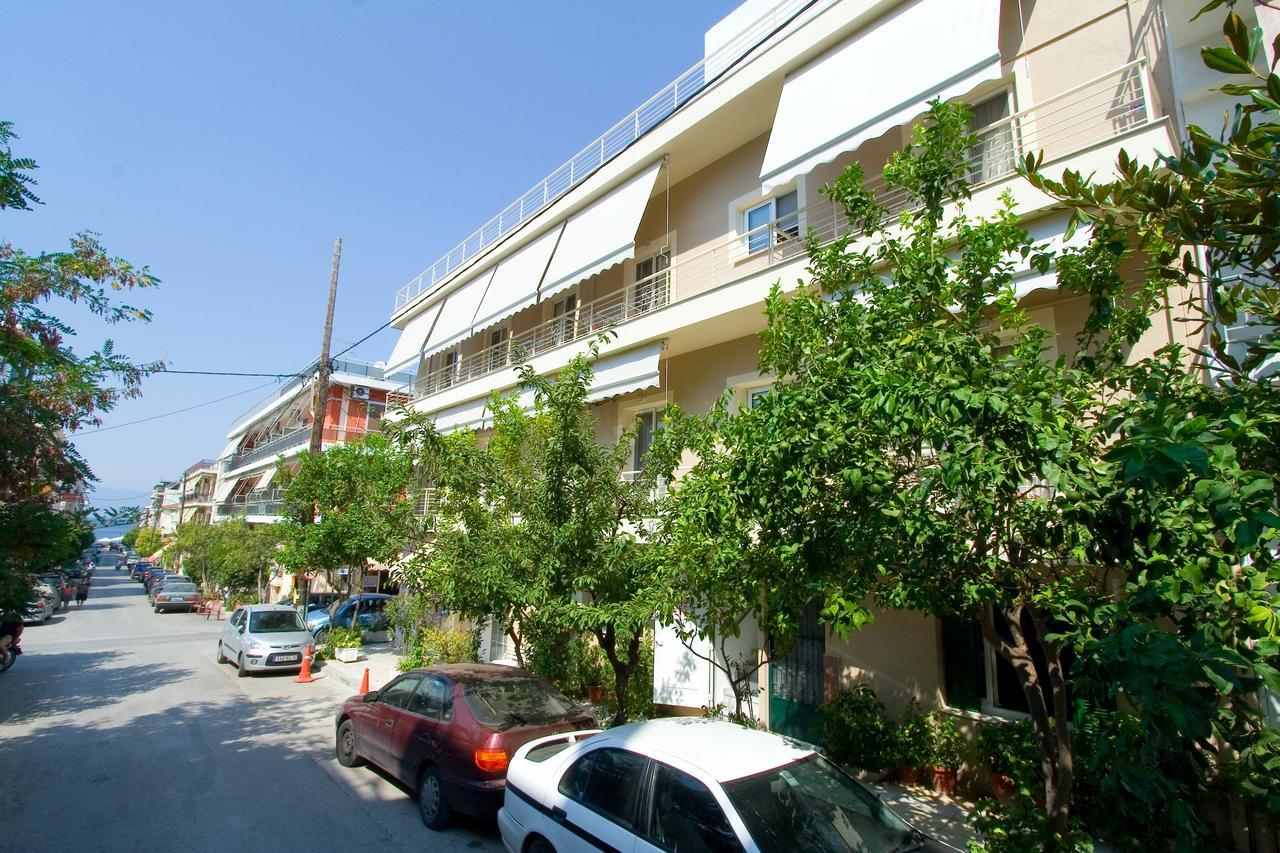 Evita'S Studios Loutra Edipsou  Exterior photo